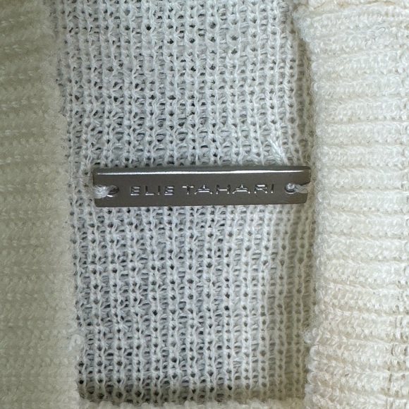 Elie Tahari High Neck Sleeveless Top with Lace - Picture 4 of 4